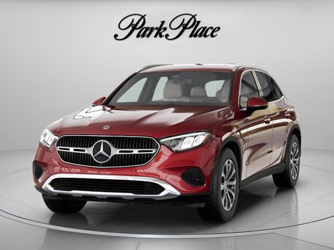 Used 2026 Mercedes-Benz GLC 300 image 38