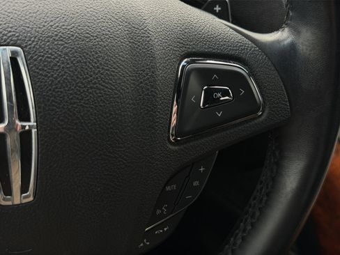 Used 2018 Lincoln MKX Reserve w/ Lincoln MKX Climate Package AWD/4WD image 14
