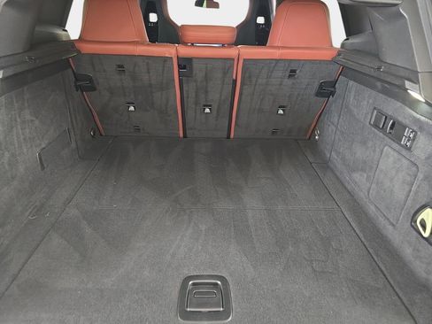 Used 2023 BMW iX xDrive50 w/ Premium Package image 30