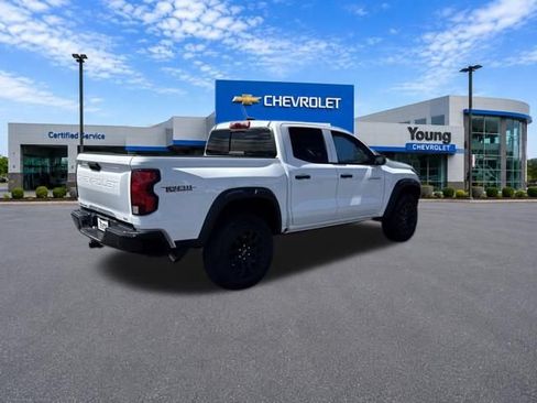 Used 2025 Chevrolet Colorado Trail Boss AWD/4WD image 7