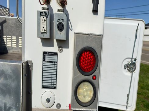 Used 2012 Chevrolet Silverado 3500 W/T image 24