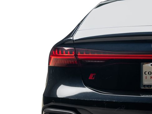Used 2022 Audi RS 7 Sportback AWD/4WD image 18