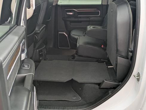 Used 2024 RAM 2500 Laramie image 12