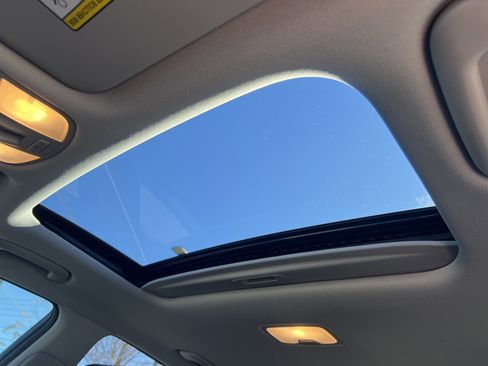 Used 2022 Hyundai Kona Limited w/ Cargo Package image 38