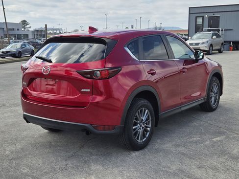 Used 2017 MAZDA CX-5 Touring w/ Preferred Equipment Package image 4
