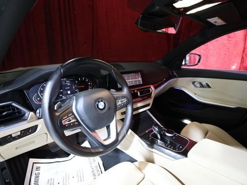 Used 2021 BMW 330i Sedan w/ Convenience Package image 12