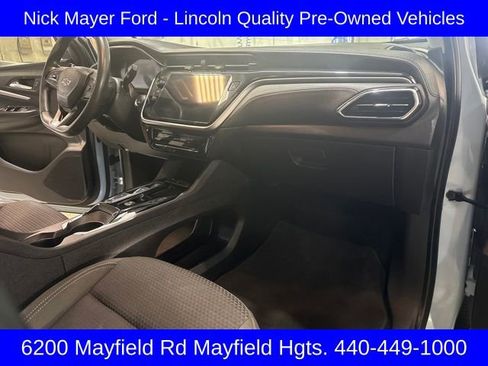 Used 2023 Chevrolet Bolt EUV LT image 14