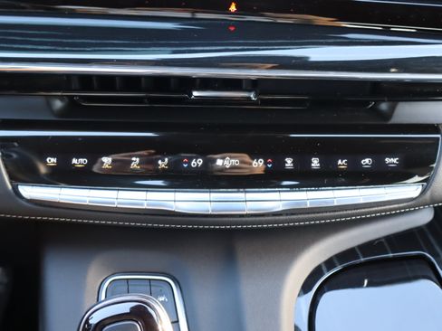 Used 2024 Cadillac Escalade Sport w/ LPO, ONYX Package AWD/4WD image 31