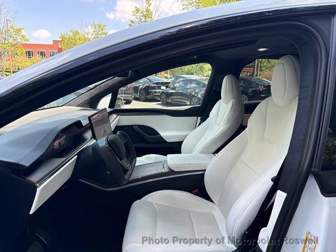 Used 2023 Tesla Model X AWD/4WD image 11