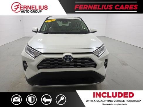 Used 2019 Toyota RAV4 Limited w/ Limited Grade Weather Package image 2