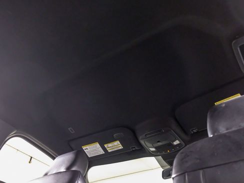 Used 2020 Ford Expedition XLT w/ Equipment Group 202A image 26