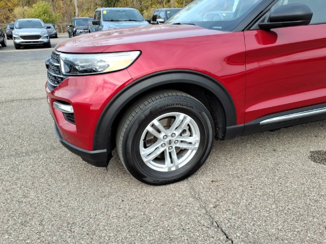 Certified 2020 Ford Explorer XLT w/ Equipment Group 202A AWD/4WD image 4