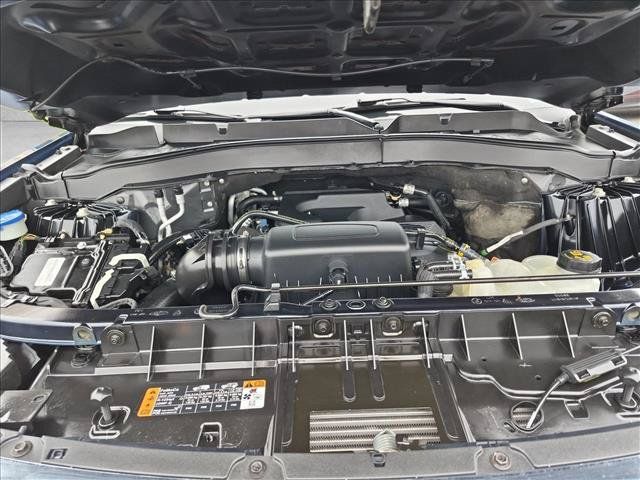 Used 2020 Ford Explorer XLT w/ Equipment Group 202A RWD image 24