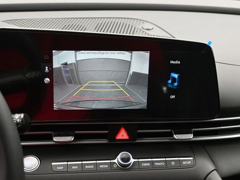 New 2026 Hyundai Elantra Limited image 16