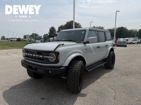 Used 2026 Ford Bronco Outer Banks AWD/4WD image 3