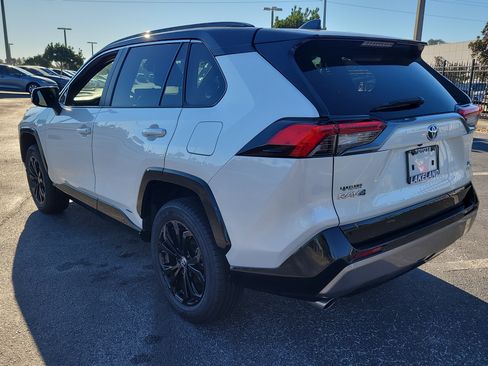 Certified 2023 Toyota RAV4 XSE image 5