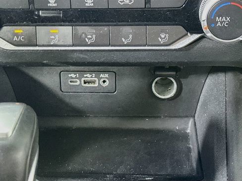 Used 2022 Nissan Altima 2.5 SR FWD image 29