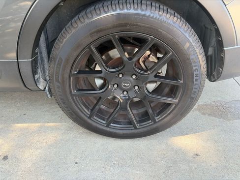Used 2017 Ford Explorer Sport w/ Equipment Group 401A AWD/4WD image 9