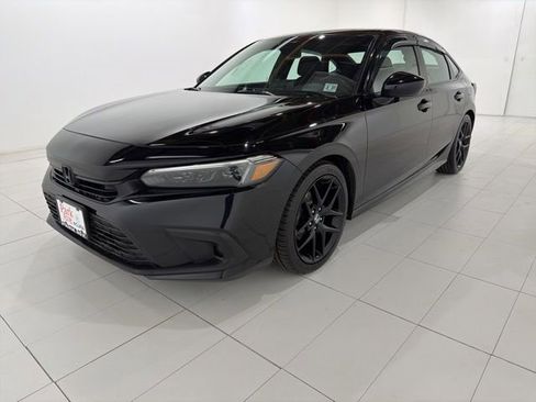 Used 2022 Honda Civic Sport image 1