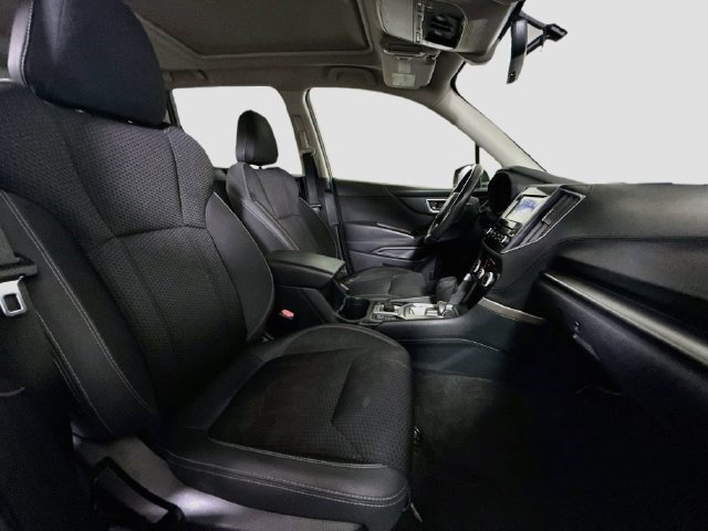 Used 2019 Subaru Forester Premium AWD/4WD image 28