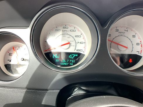 Used 2013 Dodge Challenger R/T image 11