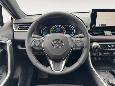 New 2025 Toyota RAV4 SE image 15