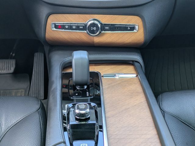 Certified 2023 Volvo XC90 B5 Plus w/ Protection Package Premier AWD/4WD image 26