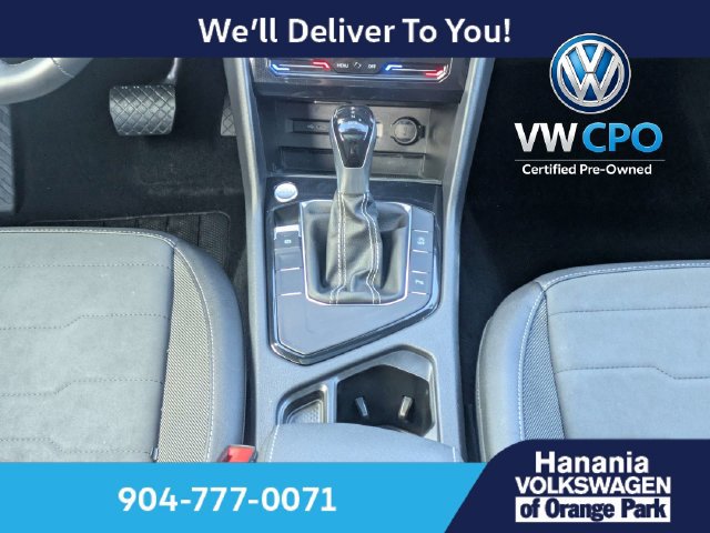 Certified 2025 Volkswagen Taos SE FWD image 19