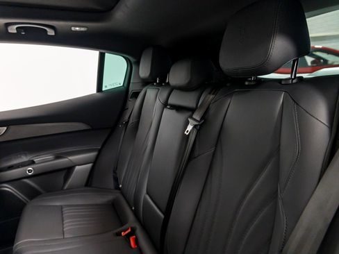 Used 2024 Maserati Grecale GT image 22