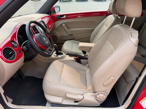Used 2014 Volkswagen Beetle 2.5 FWD image 18