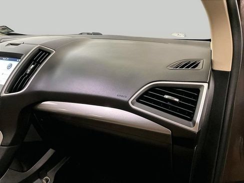 Used 2019 Ford Edge SEL w/ Equipment Group 201A AWD/4WD image 15