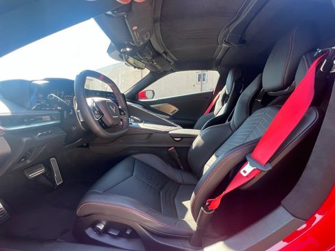 Used 2023 Chevrolet Corvette Stingray Premium Cpe w/ Battery Protection Package RWD image 15