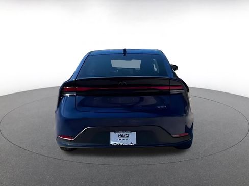 Used 2025 Toyota Prius LE image 10