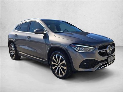 Certified 2022 Mercedes-Benz GLA 250 image 4