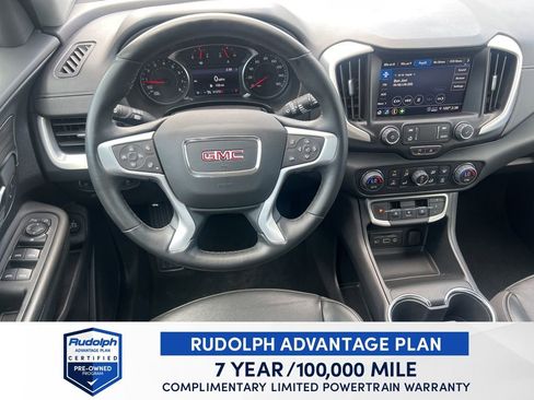 Used 2024 GMC Terrain SLT image 15