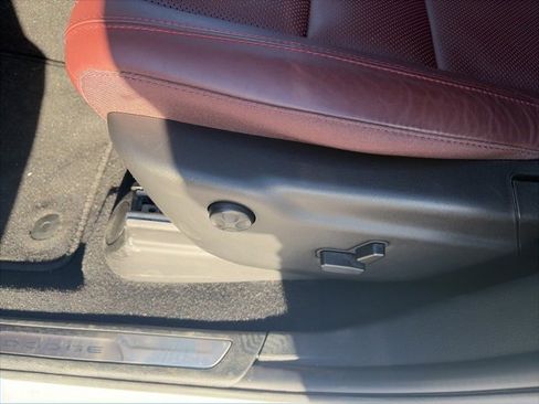 Used 2025 Dodge Durango GT image 18