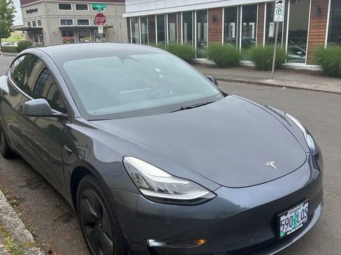 Used 2019 Tesla Model 3 Long Range AWD/4WD image 2