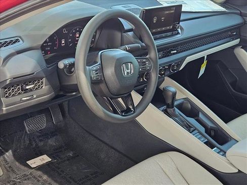 New 2025 Honda Accord SE image 3