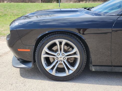 Used 2022 Dodge Challenger GT w/ Plus Package image 8