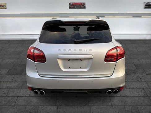 Used 2012 Porsche Cayenne Turbo AWD/4WD image 7