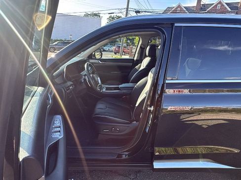 Used 2025 Hyundai Palisade SEL AWD/4WD image 12