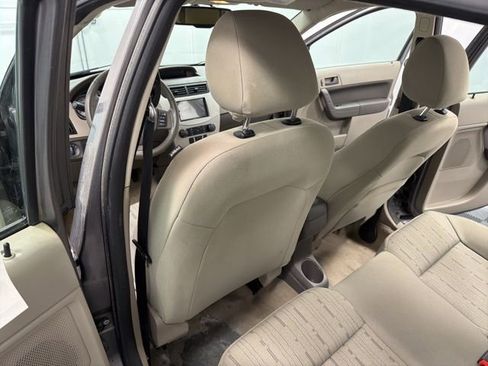 Used 2011 Ford Focus SE w/ 201A Rapid Spec Order Code image 23