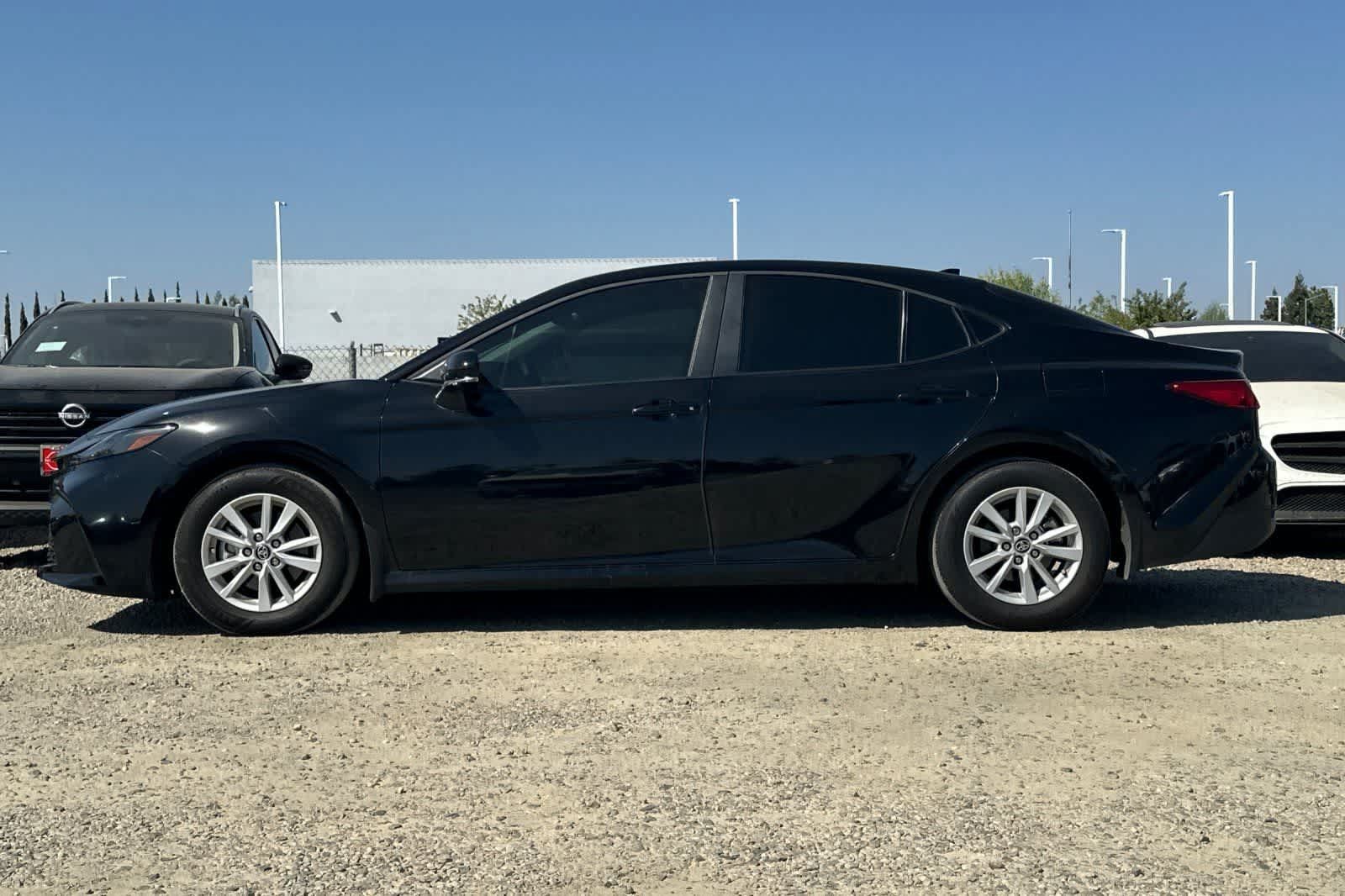 Used 2026 Toyota Camry LE FWD image 6