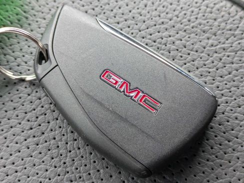 Certified 2025 GMC Sierra 2500 Denali w/ Denali Reserve Package AWD/4WD image 24