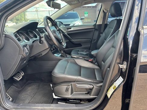 Used 2019 Volkswagen Golf Alltrack S AWD/4WD image 10