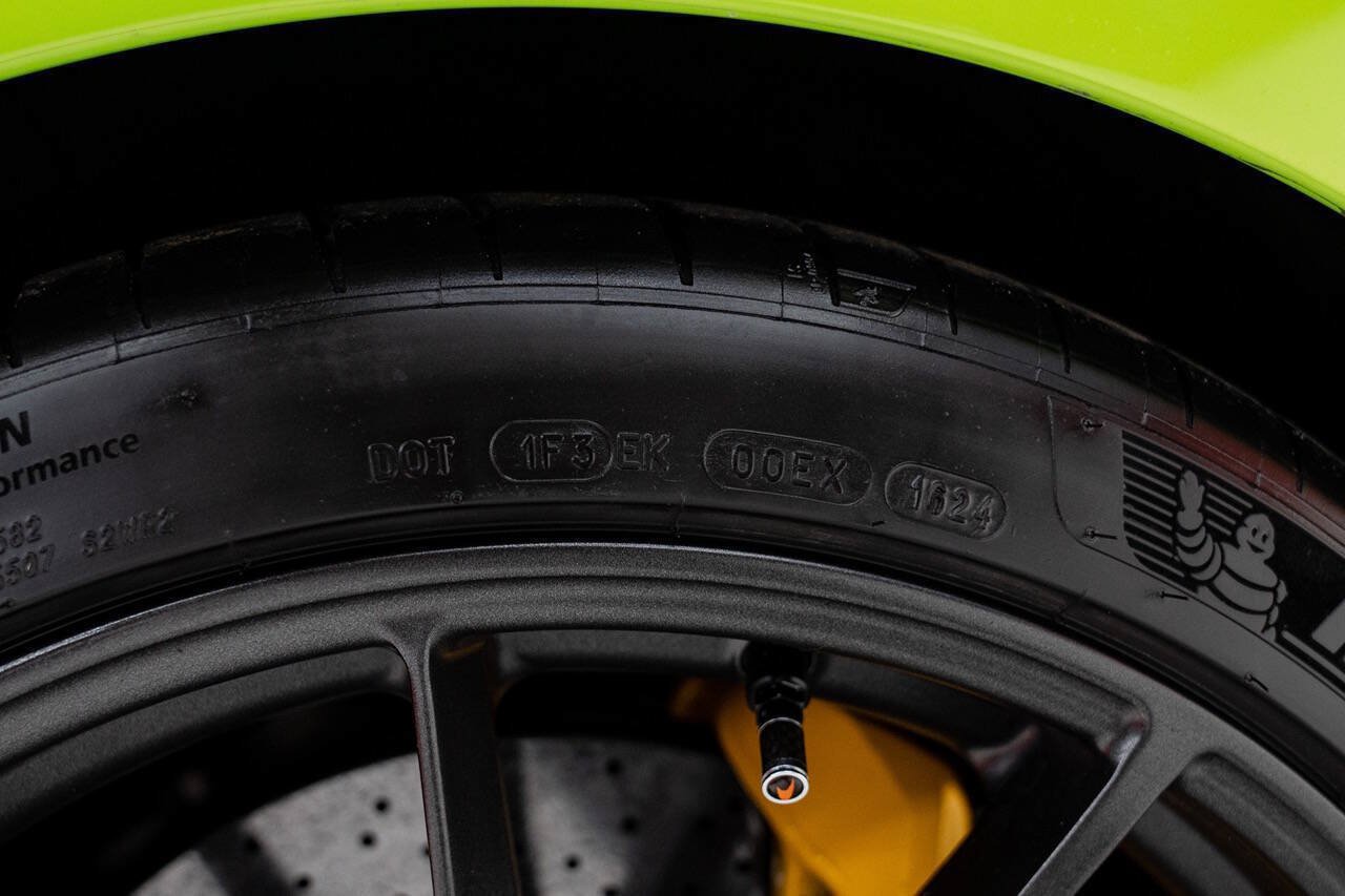 Used 2018 McLaren 720S Performance RWD image 59