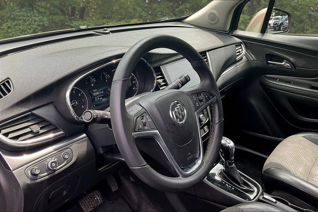 Used 2018 Buick Encore Sport Touring w/ Safety Package AWD/4WD image 13