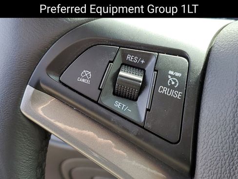 Certified 2022 Chevrolet Trax LT w/ Driver Confidence Package image 11