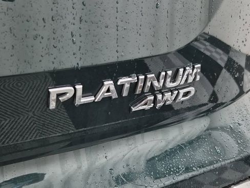 Used 2022 Nissan Pathfinder Platinum w/ Cargo Package image 7