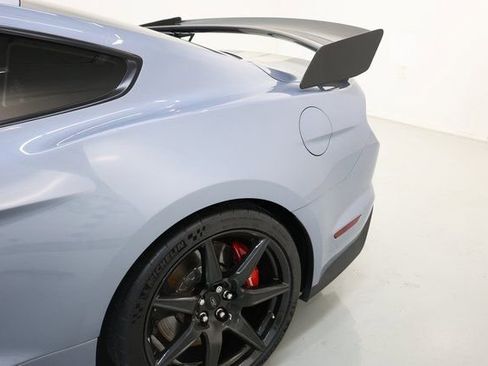 Used 2022 Ford Mustang Shelby GT500 w/ Carbon Fiber Track Pack image 62